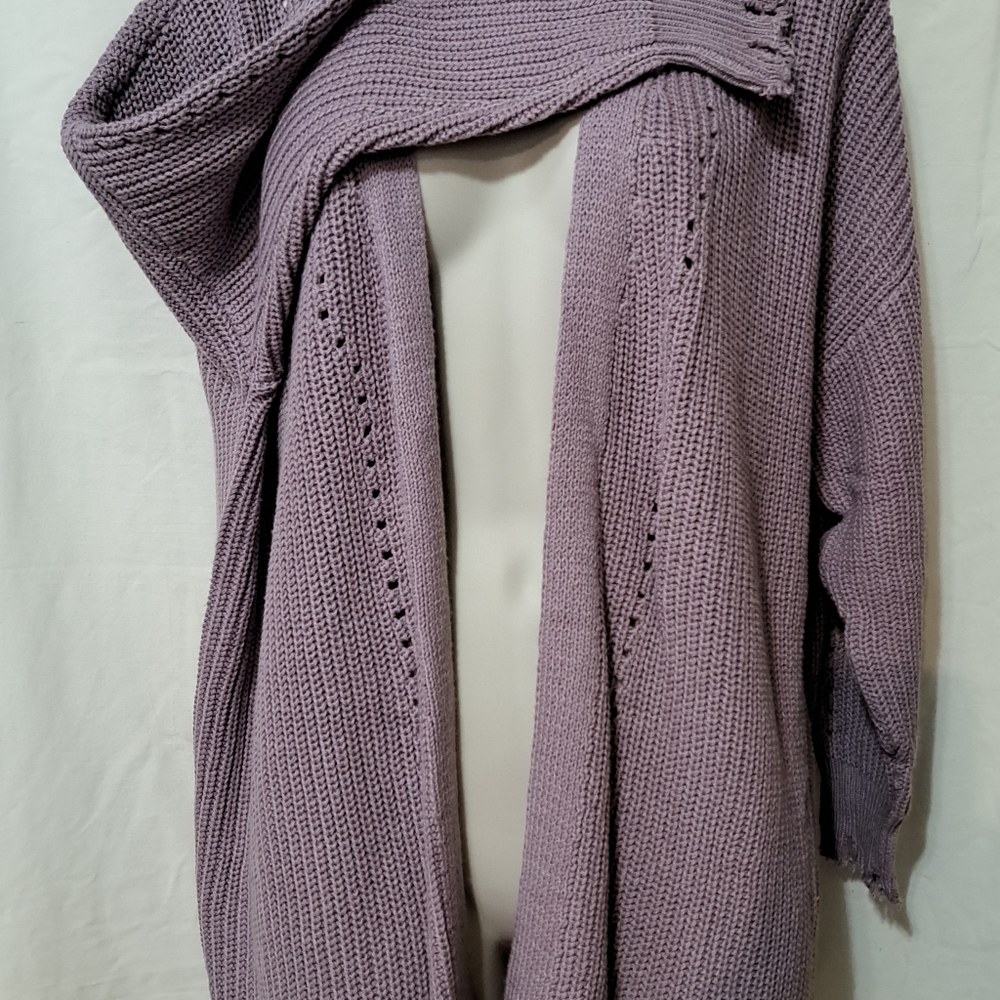 Cardigan - Picture 2 of 5
